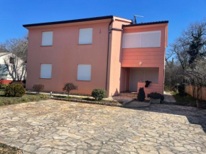 Apartment OBI, Valbandon